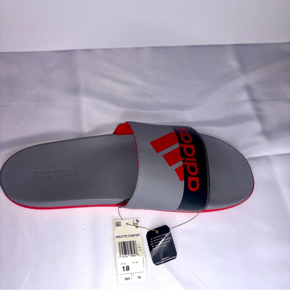 Men’s Adidas Adilette Comfort Slides GZ1144 Gray Red Black Size 18 New 301